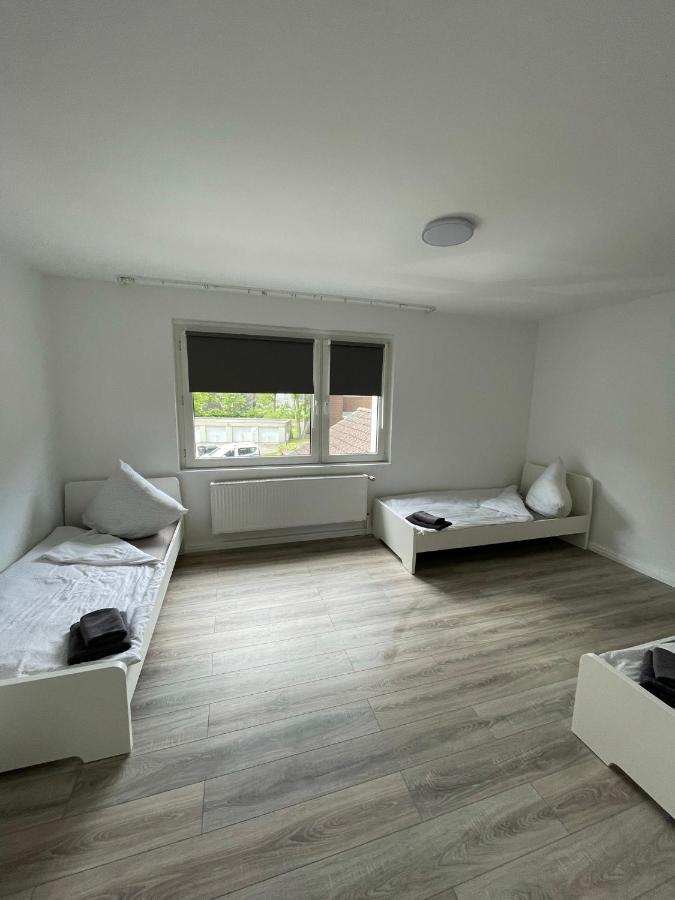 Estrella24 Living Rooms London Herne Exteriör bild